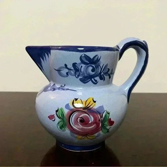 Grannycore Blue Vintage Floral Pitcher - Picture 4 of 7